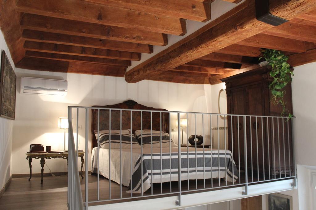Florence Pitti Loft Zimmer foto